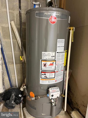 1416 N 18TH ST, Philadelphia, PA 19121