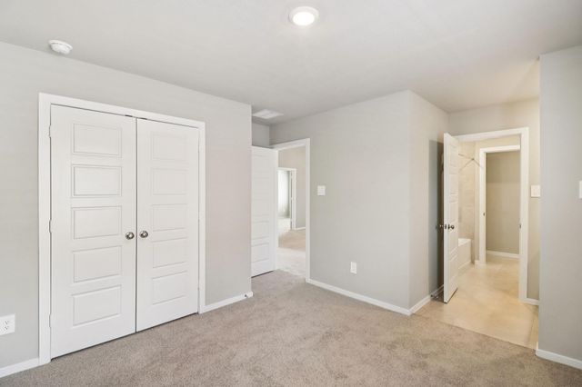 5109 Redbud Valley Drive, Pearland, TX 77584