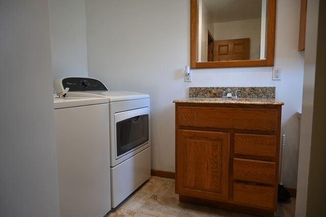 185 W Southmor Road, Morris, IL 60450