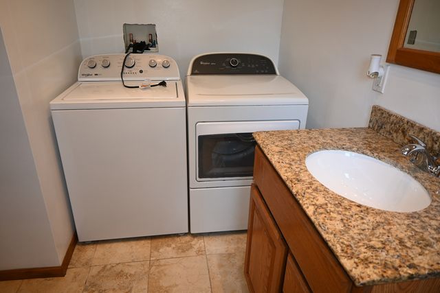 185 W Southmor Road, Morris, IL 60450