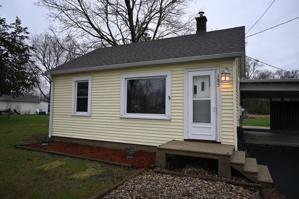 185 W Southmor Road, Morris, IL 60450