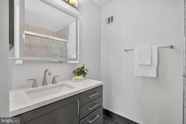 5008 DOMAIN PL, Alexandria, VA 22311