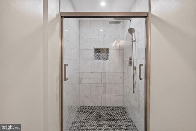 5008 DOMAIN PL, Alexandria, VA 22311