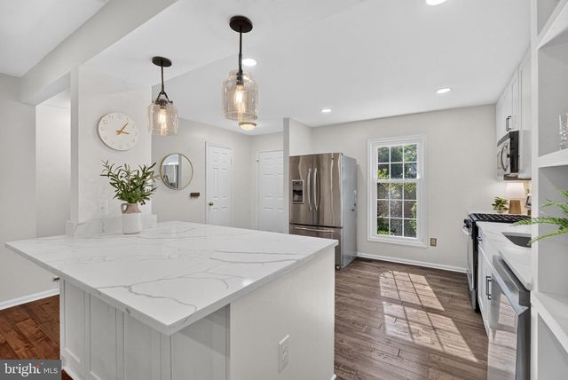 5008 DOMAIN PL, Alexandria, VA 22311