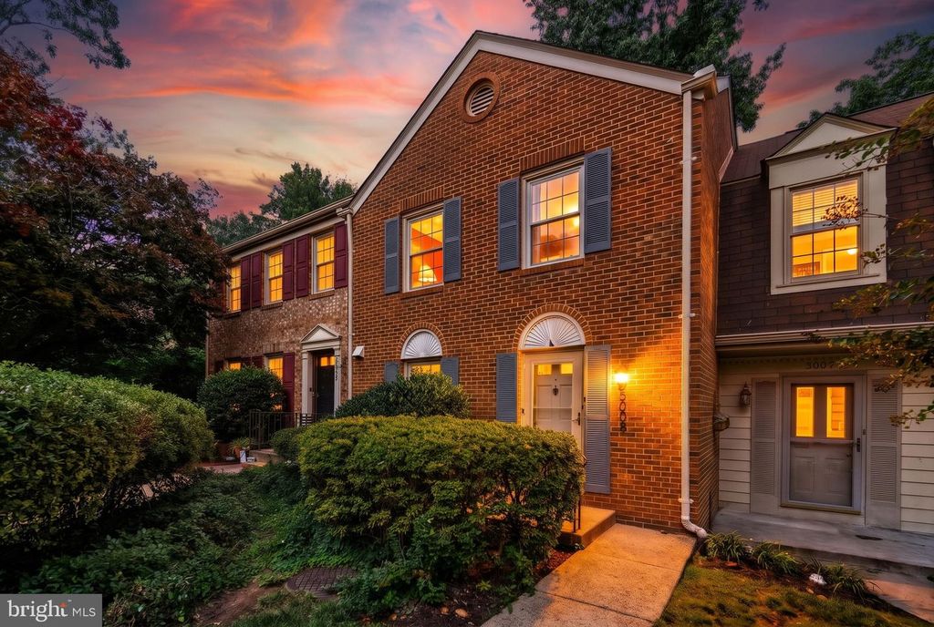 5008 DOMAIN PL, Alexandria, VA 22311