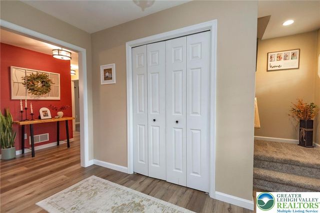 9498 Upper Little Creek Road, Lower Mt Bethel Twp, PA 18013