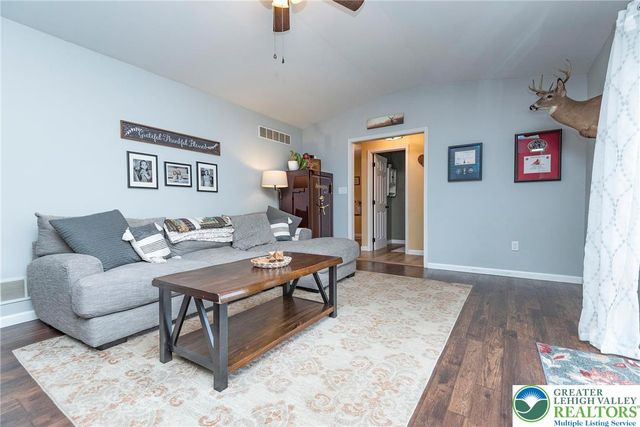 9498 Upper Little Creek Road, Lower Mt Bethel Twp, PA 18013