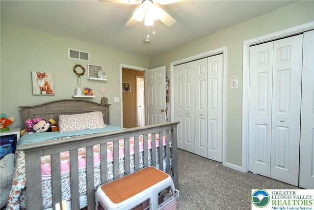 9498 Upper Little Creek Road, Lower Mt Bethel Twp, PA 18013