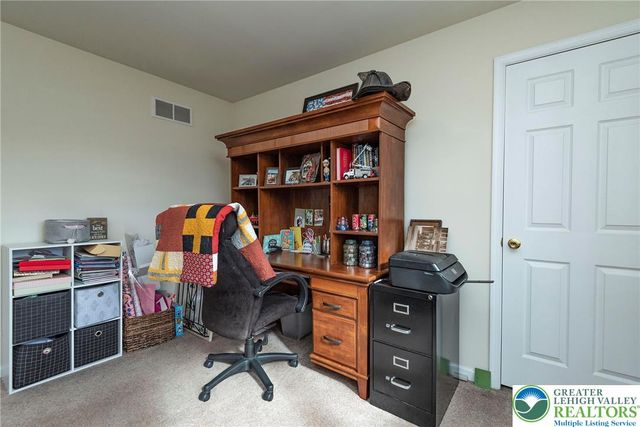 9498 Upper Little Creek Road, Lower Mt Bethel Twp, PA 18013