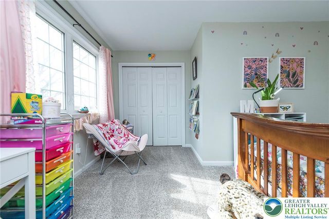 9498 Upper Little Creek Road, Lower Mt Bethel Twp, PA 18013