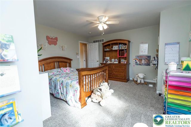 9498 Upper Little Creek Road, Lower Mt Bethel Twp, PA 18013