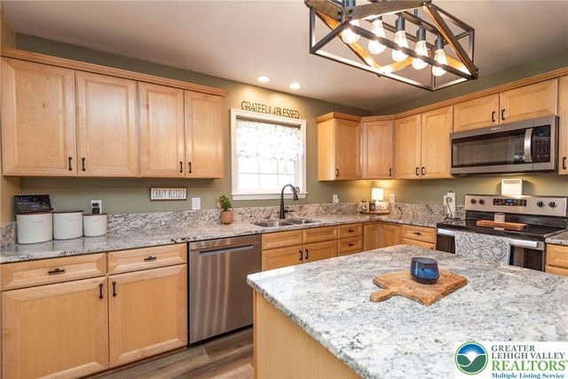 9498 Upper Little Creek Road, Lower Mt Bethel Twp, PA 18013