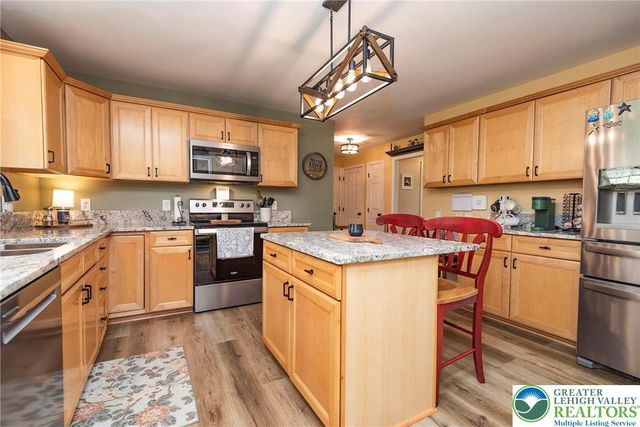 9498 Upper Little Creek Road, Lower Mt Bethel Twp, PA 18013