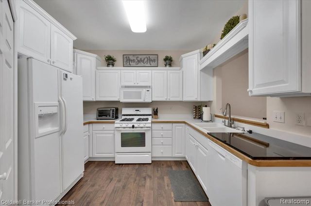 1518 Wildwood Court, Flint, MI 48532