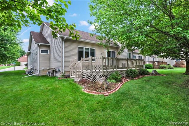 1518 Wildwood Court, Flint, MI 48532
