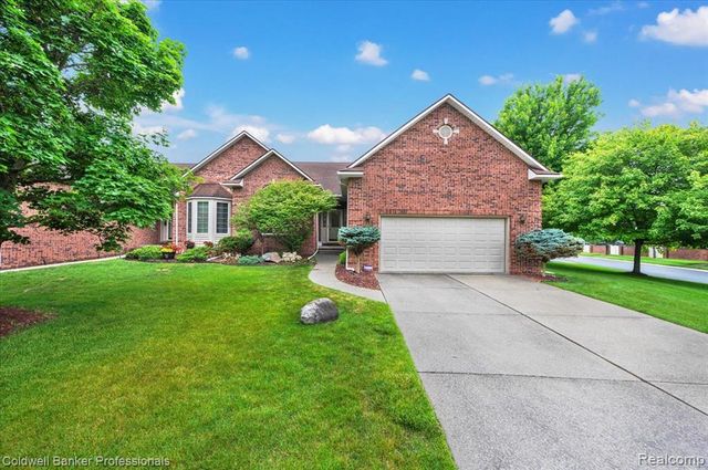 1518 Wildwood Court, Flint, MI 48532