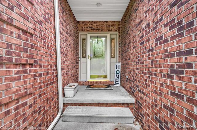 1518 Wildwood Court, Flint, MI 48532