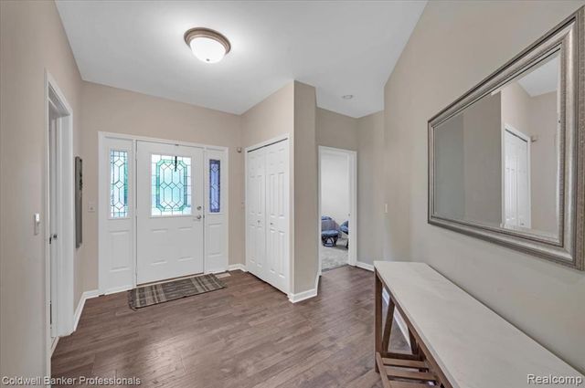 1518 Wildwood Court, Flint, MI 48532