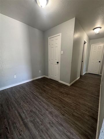 3802 Dabney Street 4, Houston, TX 77026