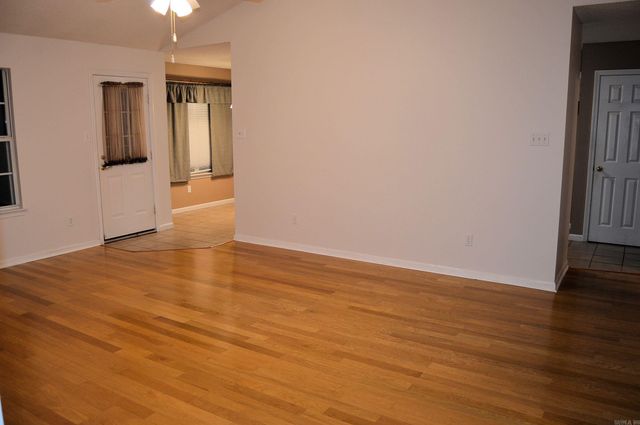 2501 Mount Vernon, Benton, AR 72015