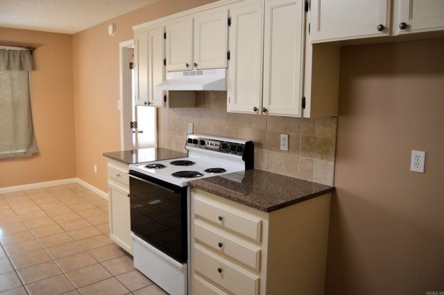 2501 Mount Vernon, Benton, AR 72015