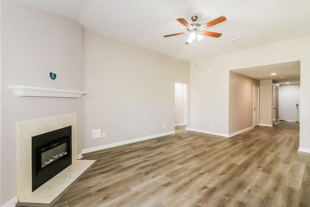 4509 Fox Run Street, Pearland, TX 77584