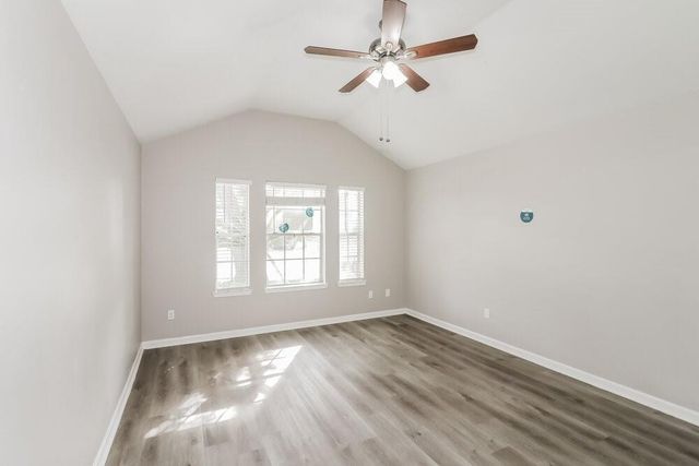 4509 Fox Run Street, Pearland, TX 77584