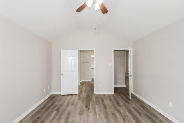 4509 Fox Run Street, Pearland, TX 77584