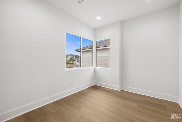 3703 Pathway Court, Bakersfield, CA 93311