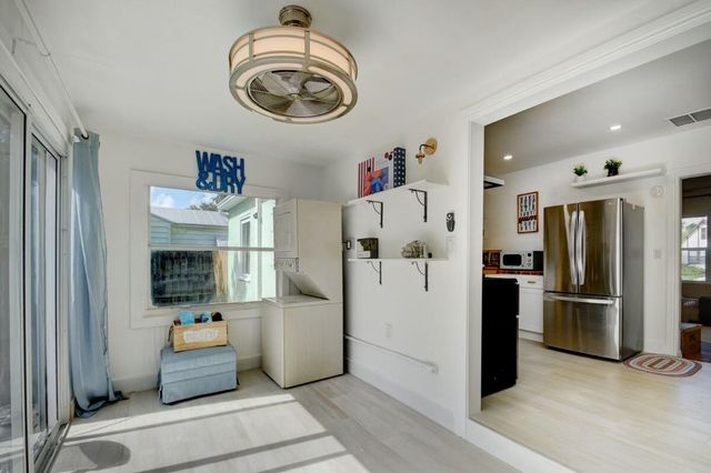 1128 N L Street, Lake Worth, FL 33460