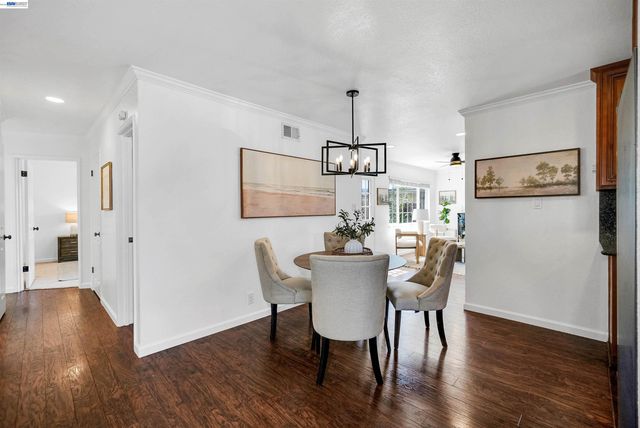 1172 Huron Ln, Hayward, CA 94545
