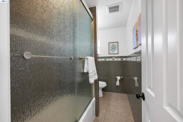 1172 Huron Ln, Hayward, CA 94545