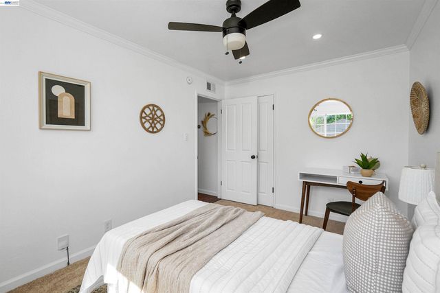 1172 Huron Ln, Hayward, CA 94545