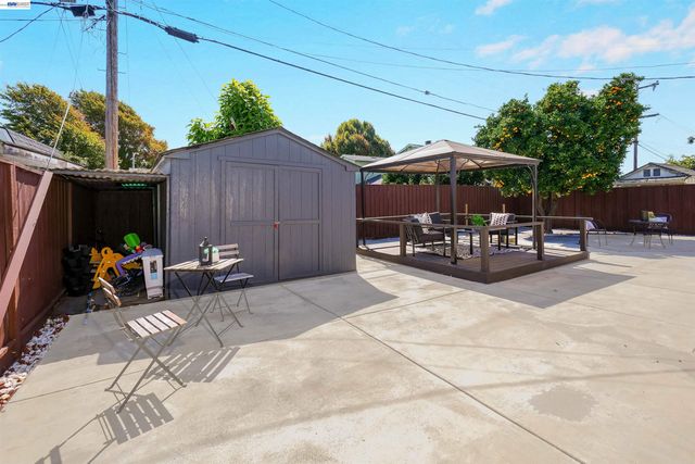1172 Huron Ln, Hayward, CA 94545