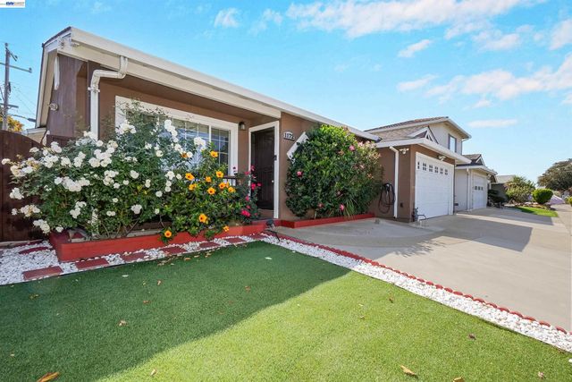 1172 Huron Ln, Hayward, CA 94545