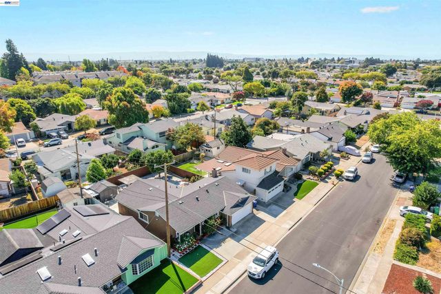 1172 Huron Ln, Hayward, CA 94545