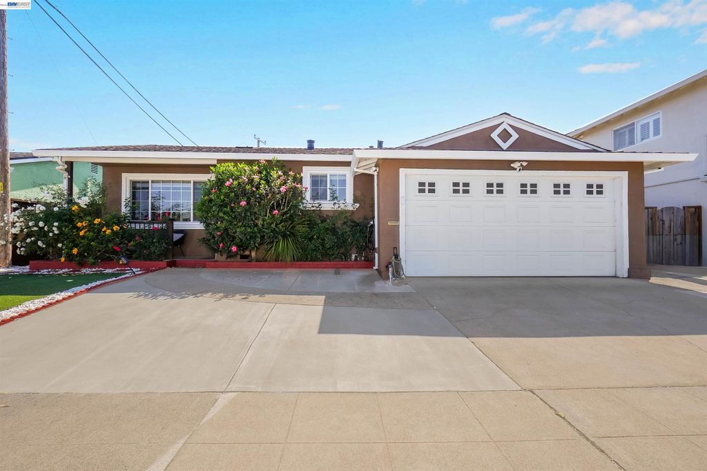 1172 Huron Ln, Hayward, CA 94545