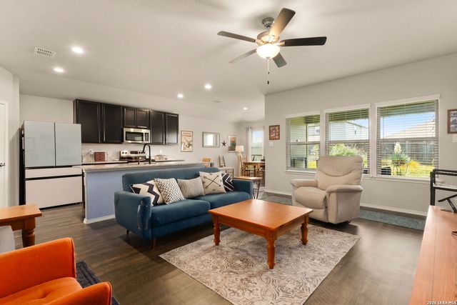 3308 Ridge, Seguin, TX 78155