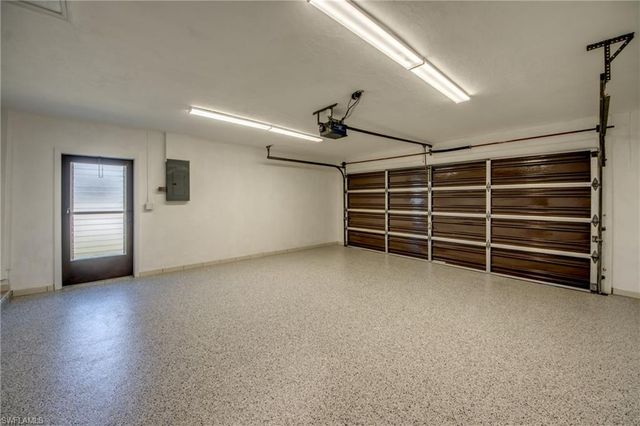 1216 SE 43rd TER, Cape Coral, FL 33904