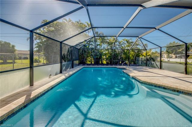 1216 SE 43rd TER, Cape Coral, FL 33904