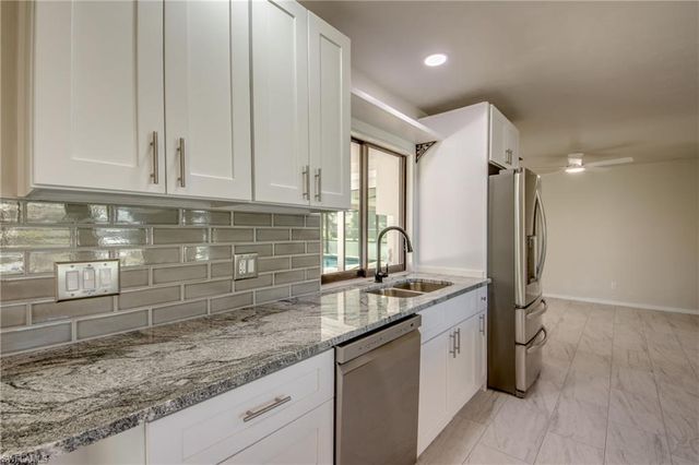 1216 SE 43rd TER, Cape Coral, FL 33904