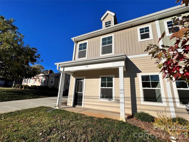 574 N Broad Street A, Mooresville, NC 28115