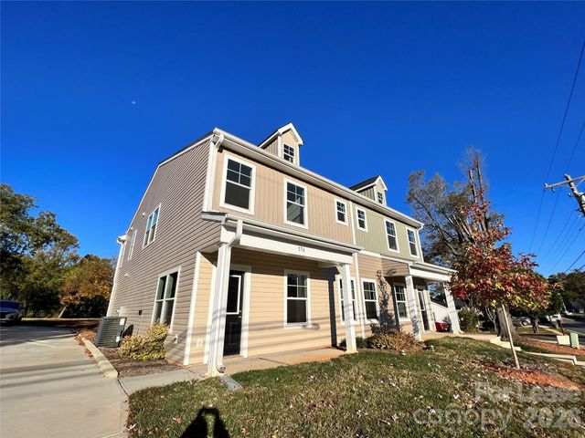 574 N Broad Street A, Mooresville, NC 28115
