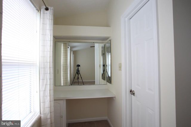 408 FLEECE FLOWER DR, Gaithersburg, MD 20878