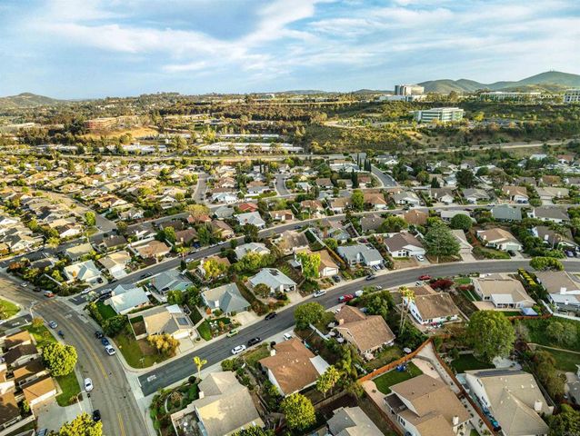 11288 Poblado Road, San Diego, CA 92127