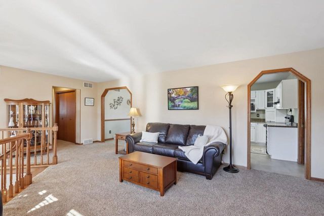 1606 Manchester Crossing, Waunakee, WI 53597