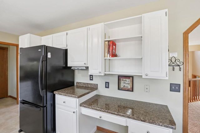 1606 Manchester Crossing, Waunakee, WI 53597