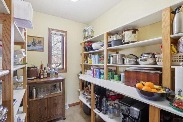 1606 Manchester Crossing, Waunakee, WI 53597