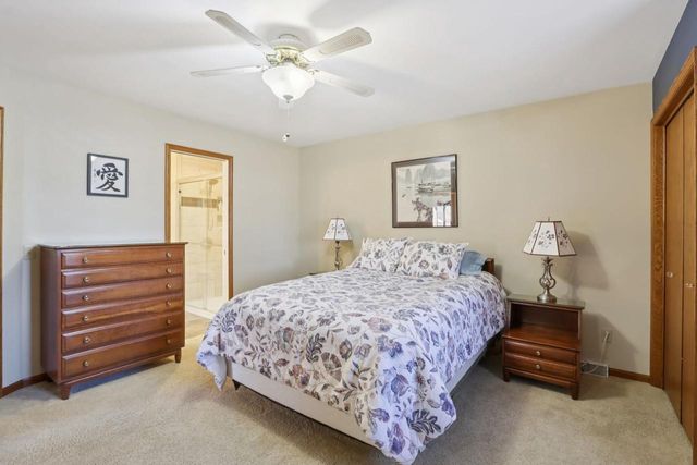 1606 Manchester Crossing, Waunakee, WI 53597