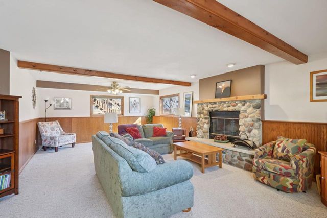 1606 Manchester Crossing, Waunakee, WI 53597